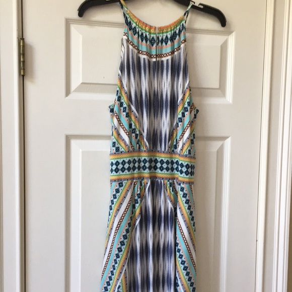 Multi-color Maxi dress with small keyhole in front - Picture 6 of 9